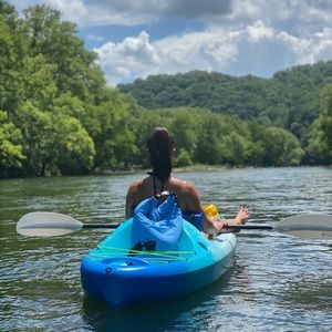 Meet your Posher, Carly